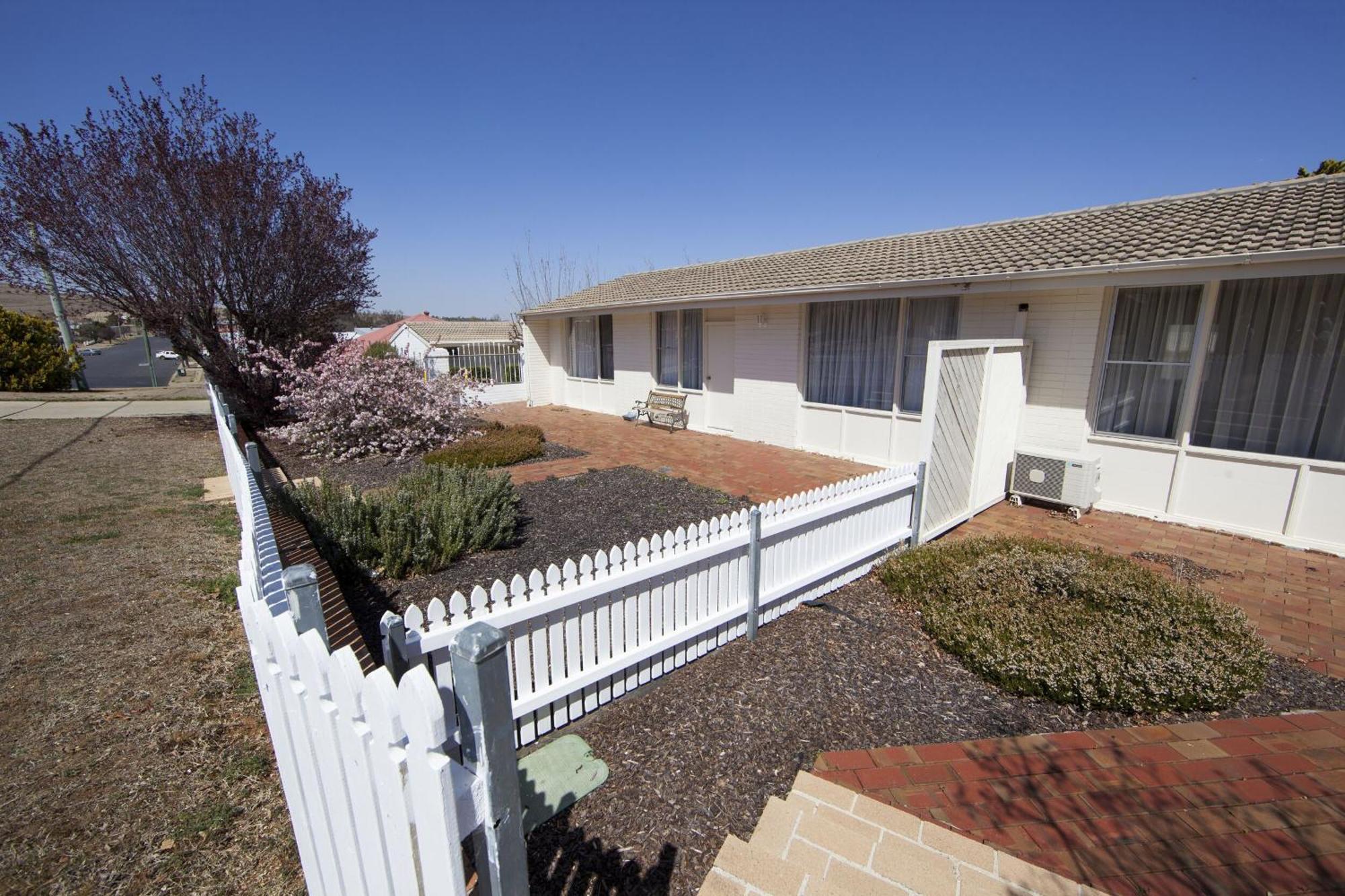 Redhill Cooma Motor Inn Exterior foto